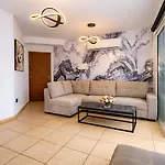 Διαμέρισμα The Luxury 213 - Gym & Steps