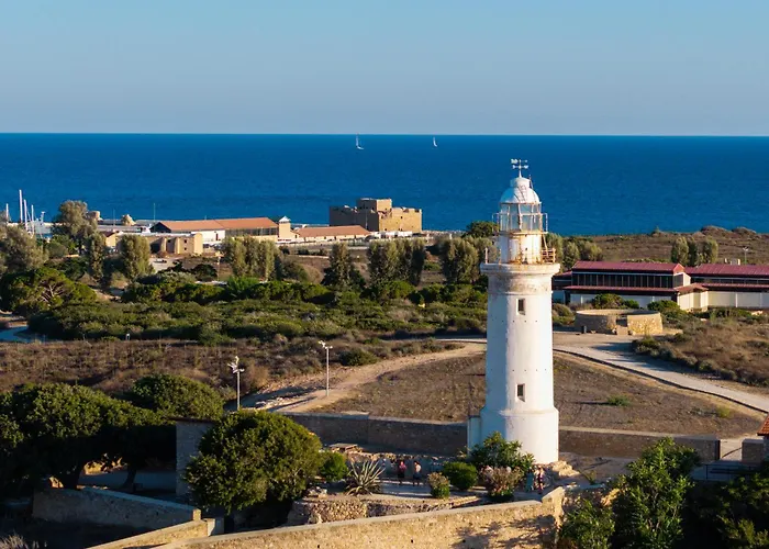 The Luxury 213 - Gym & Steps *